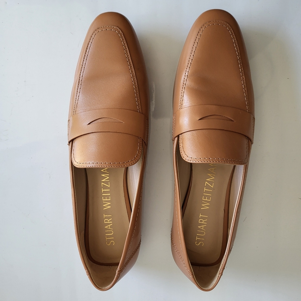Stuart Weitzman Tan Flats Sleek Penny Loafers - Picture 8 of 11